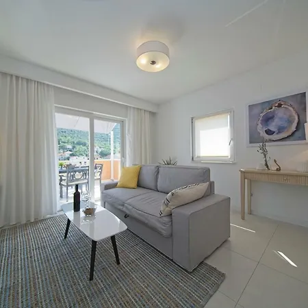 Oyster Paradise Blue Apartment *