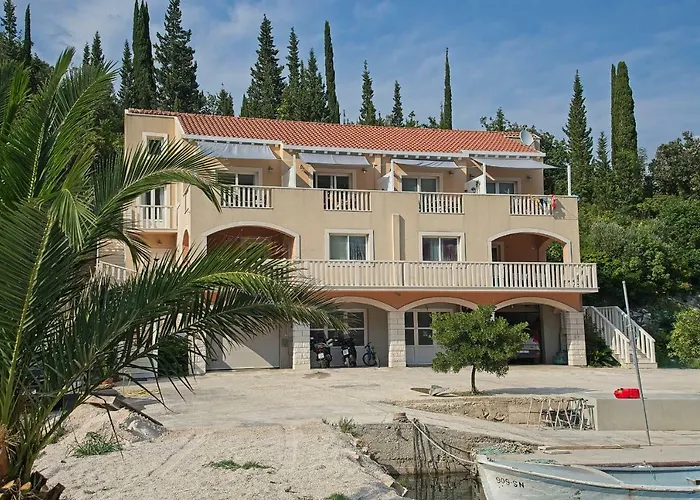 Oyster Paradise Blue 아파트 스톤