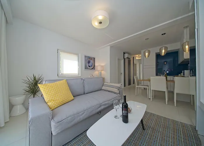 Oyster Paradise Blue 아파트 스톤