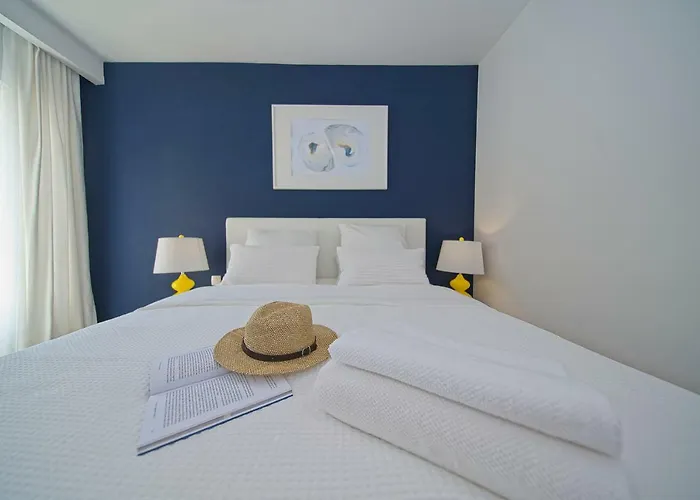 Oyster Paradise Blue