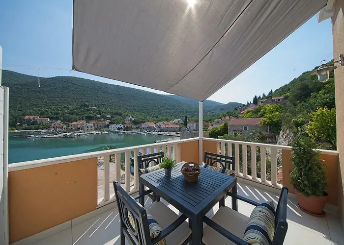 아파트 Oyster Paradise Blue 스톤